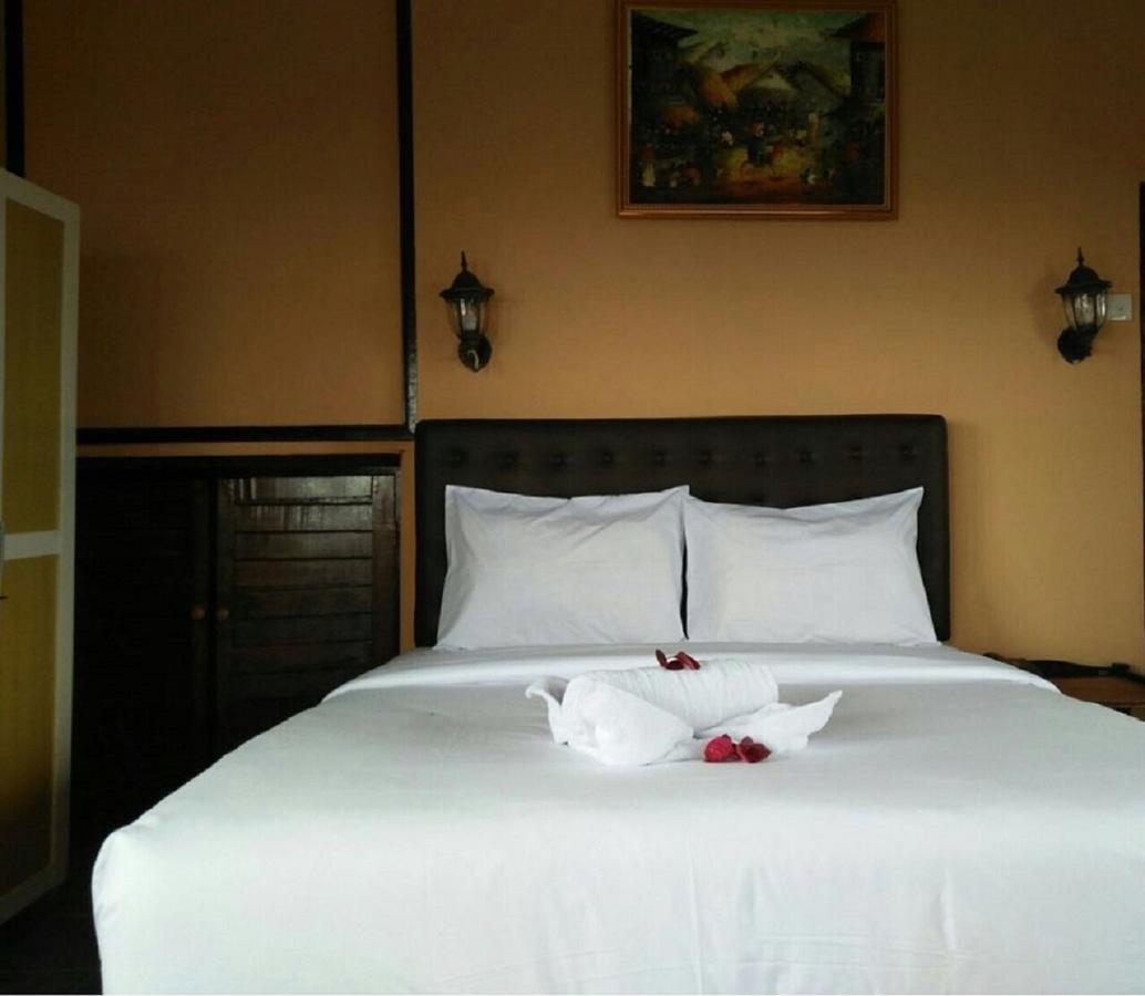Madu Sari Hotel & Restaurant Кинтамани Экстерьер фото